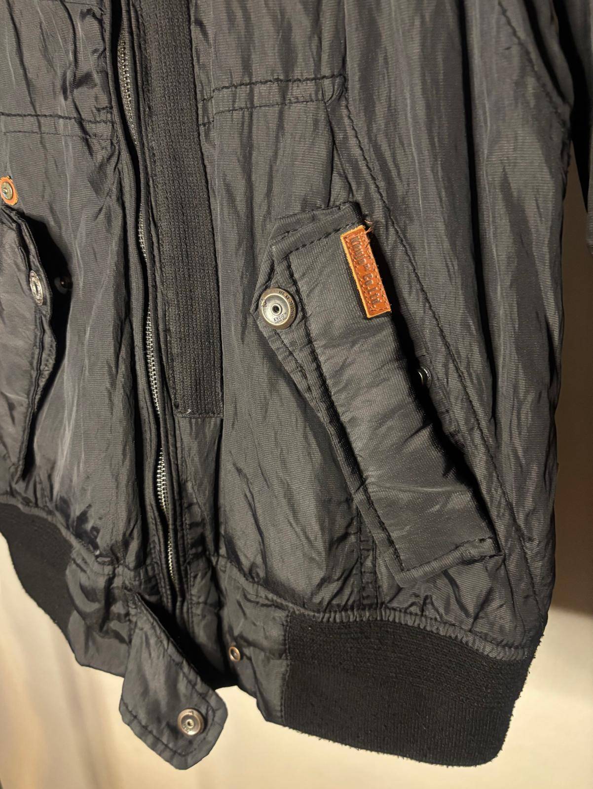 Trademark Jacke M Schwarz und Bunt